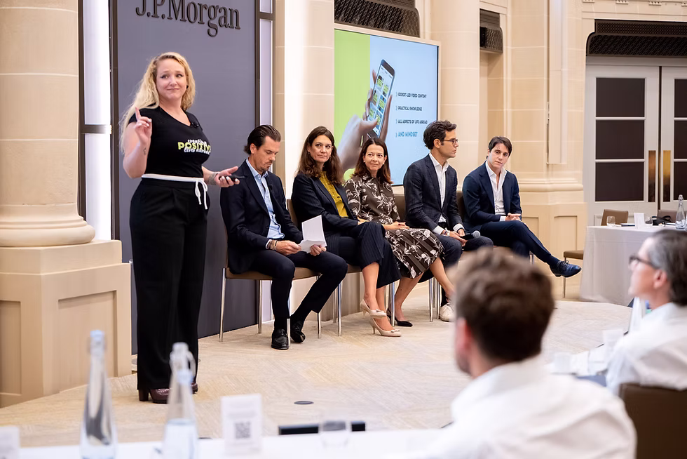 Gal Szmelcman co founder of Smoozitive pitch their human first solution in the relocation industry as part of the JP Morgan Chase Founders Forward Pitch Competition